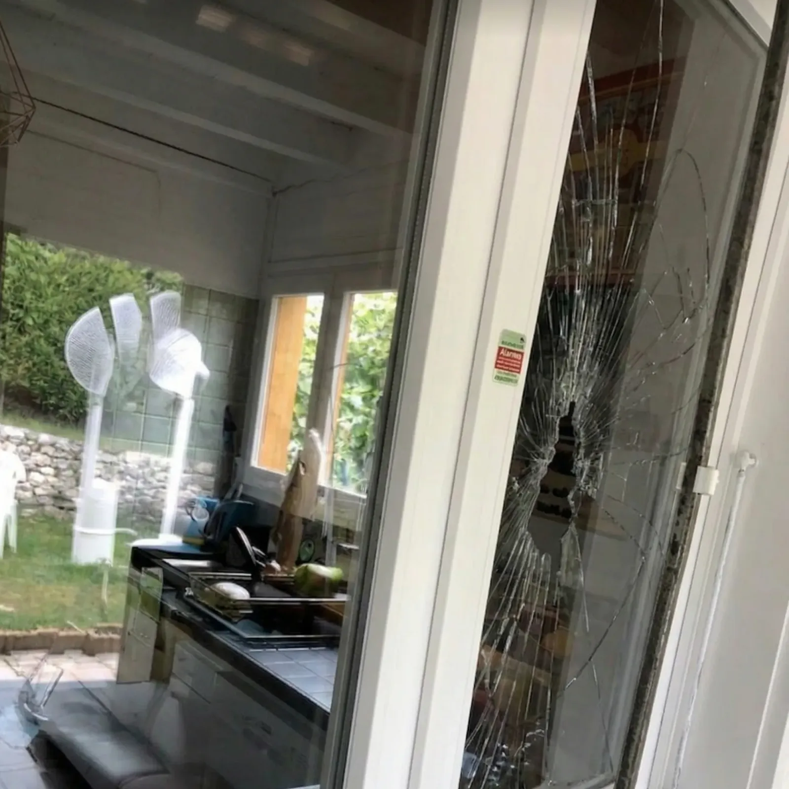 Dépannage vitrier urgence à Champigny-sur-Marne Dépannage vitrier urgence à Champigny-sur-Marne